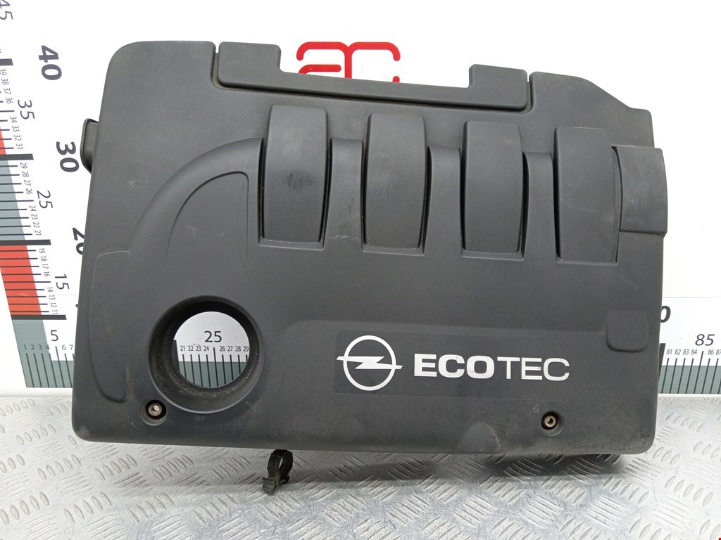 Накладка (крышка) двигателя декоративная Opel Astra H (2004-2014)