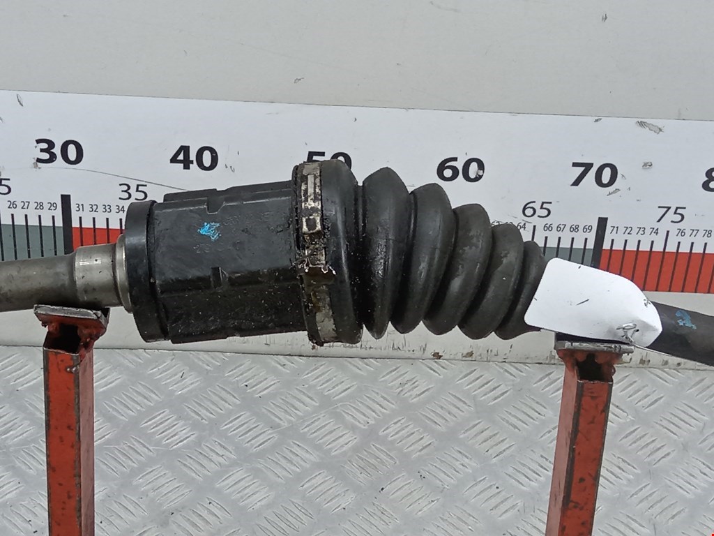 Полуось (привод, приводной вал) передняя правая BMW X5 E53 1999-2006