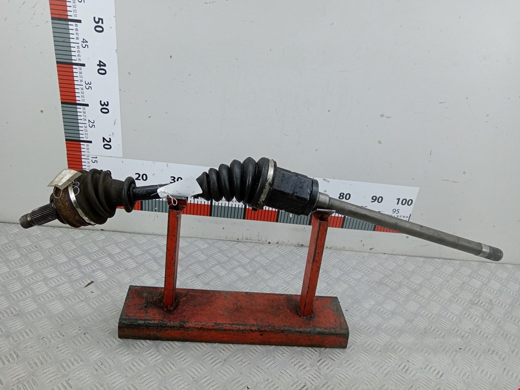 Полуось (привод, приводной вал) передняя правая BMW X5 E53 1999-2006