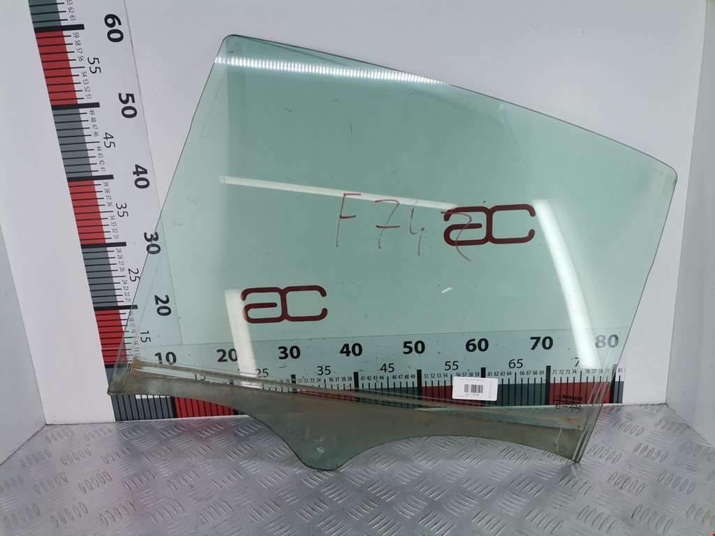 Стекло двери заднее левое RENAULT Laguna 2001-2007