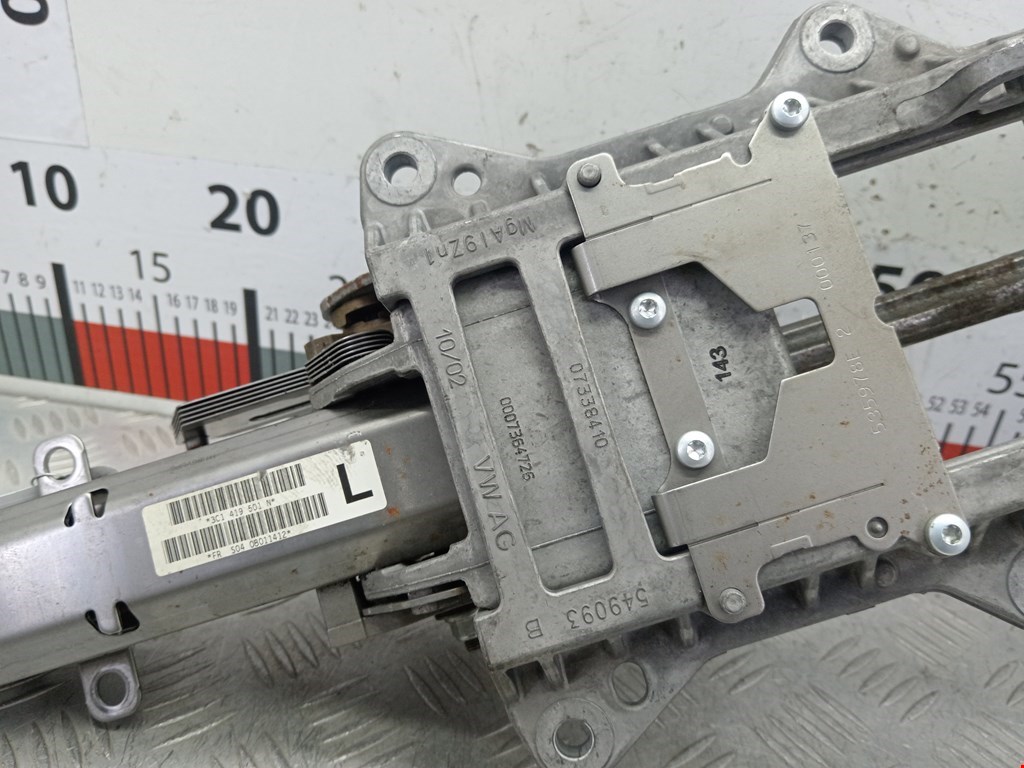 Колонка рулевая VOLKSWAGEN Passat B6 2005-2011