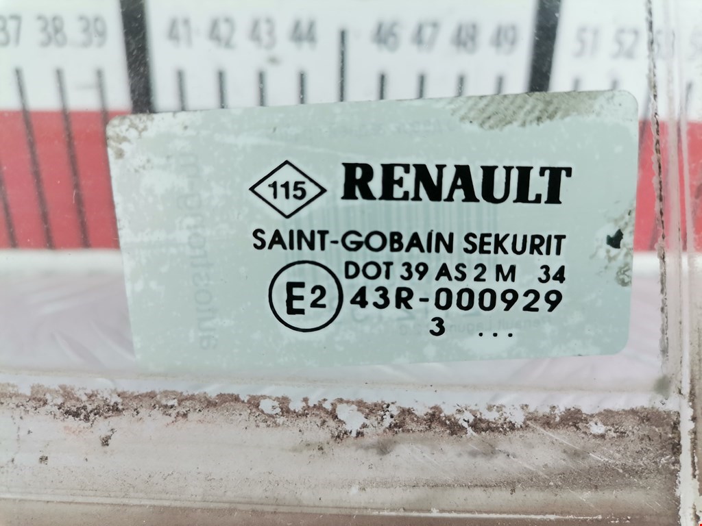 Стекло двери заднее правое RENAULT Laguna 2001-2007