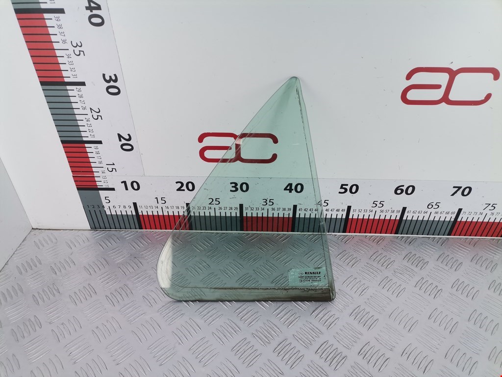 Стекло двери заднее правое RENAULT Laguna 2001-2007