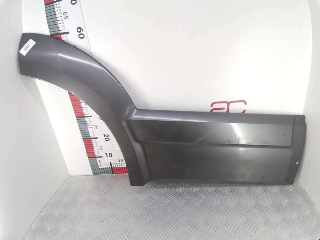 Накладка декоративная (молдинг) двери задней правой Kia Sorento 1 (BL) (2002-2011)