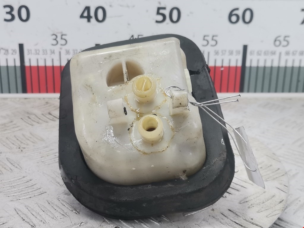 Бачок главного тормозного цилиндра CHRYSLER 300 C 2004-2010