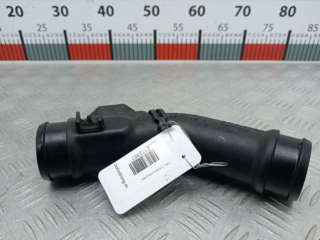 Патрубок интеркулера SEAT Alhambra 1996-2010