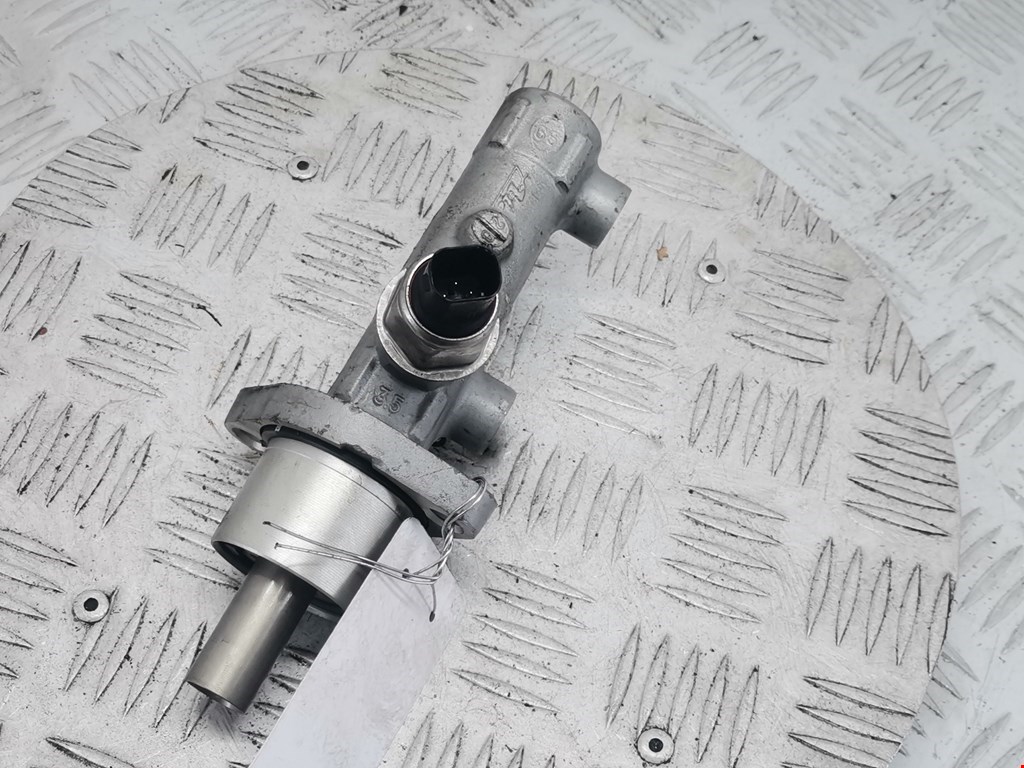 Цилиндр тормозной главный PEUGEOT 206 1998-2012