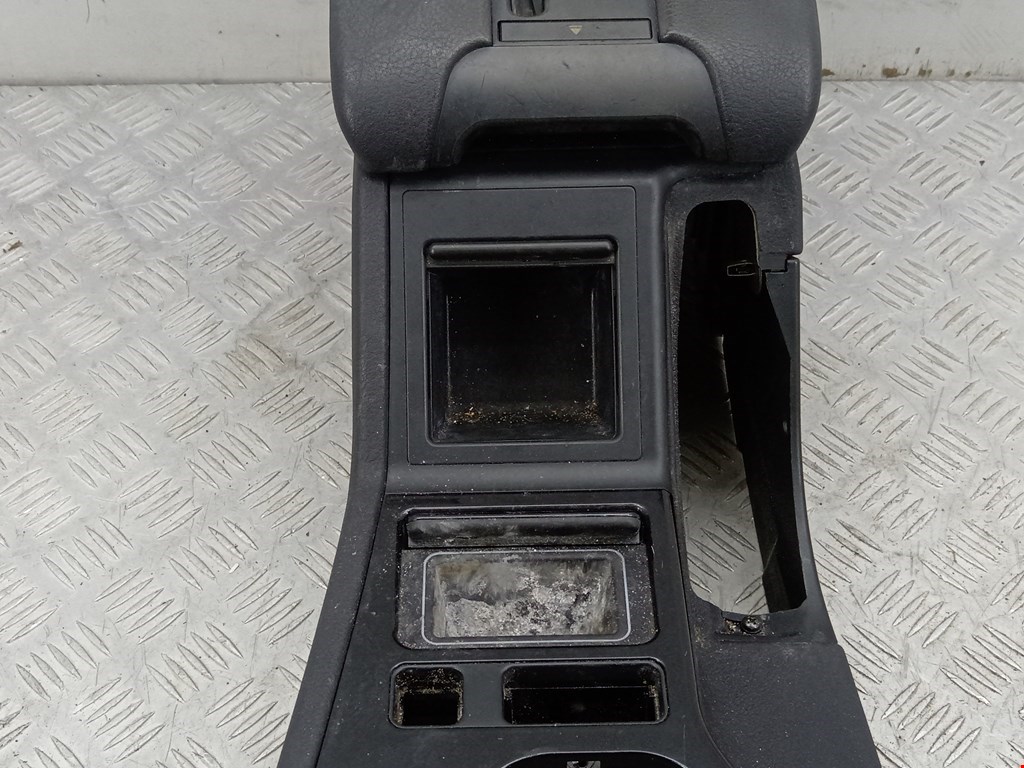 Подлокотник в салон BMW 5er 5 серия E39 1995-2004