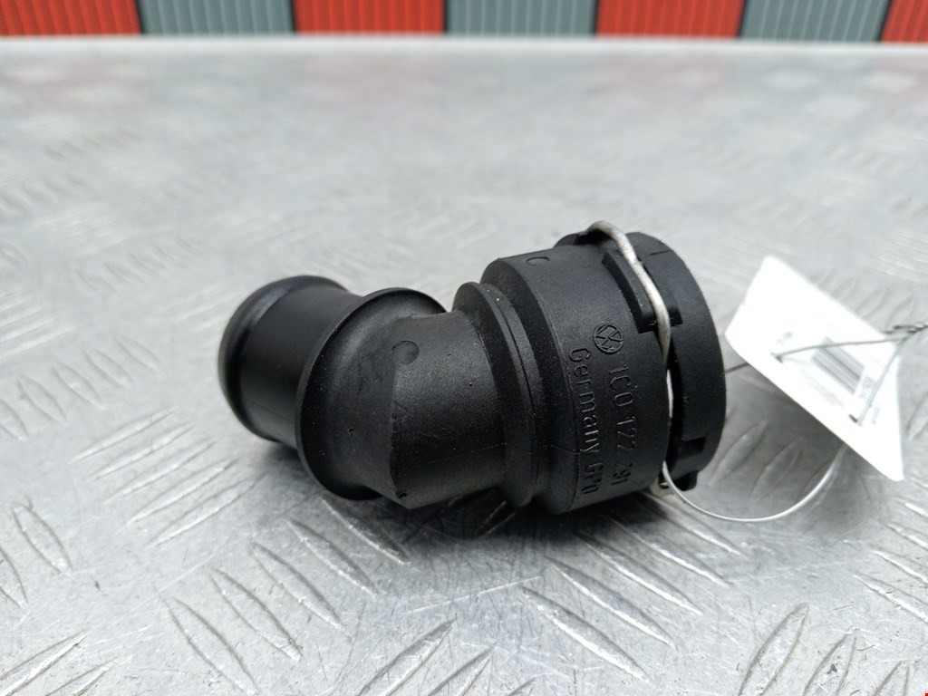 Тройник системы охлаждения SEAT Alhambra 1996-2010