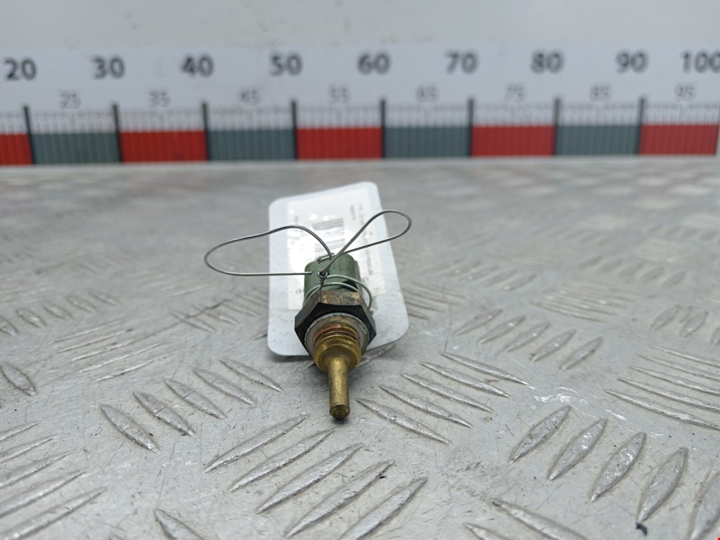 Датчик температуры (охлаждающей жидкости) OPEL Astra H/Family 2004-2015