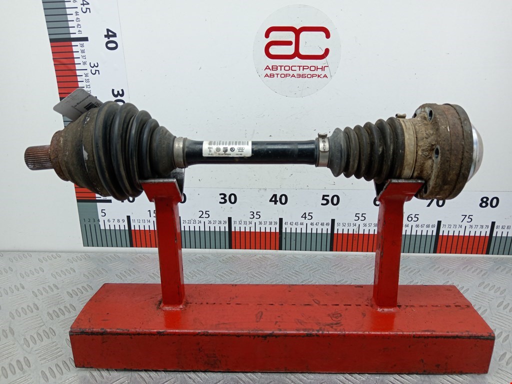 Полуось передняя левая (приводной вал шрус) Volkswagen Passat 6 (2005-2010)