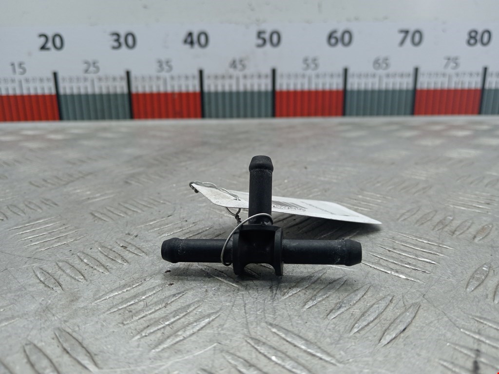 Тройник системы охлаждения SEAT Alhambra 1996-2010