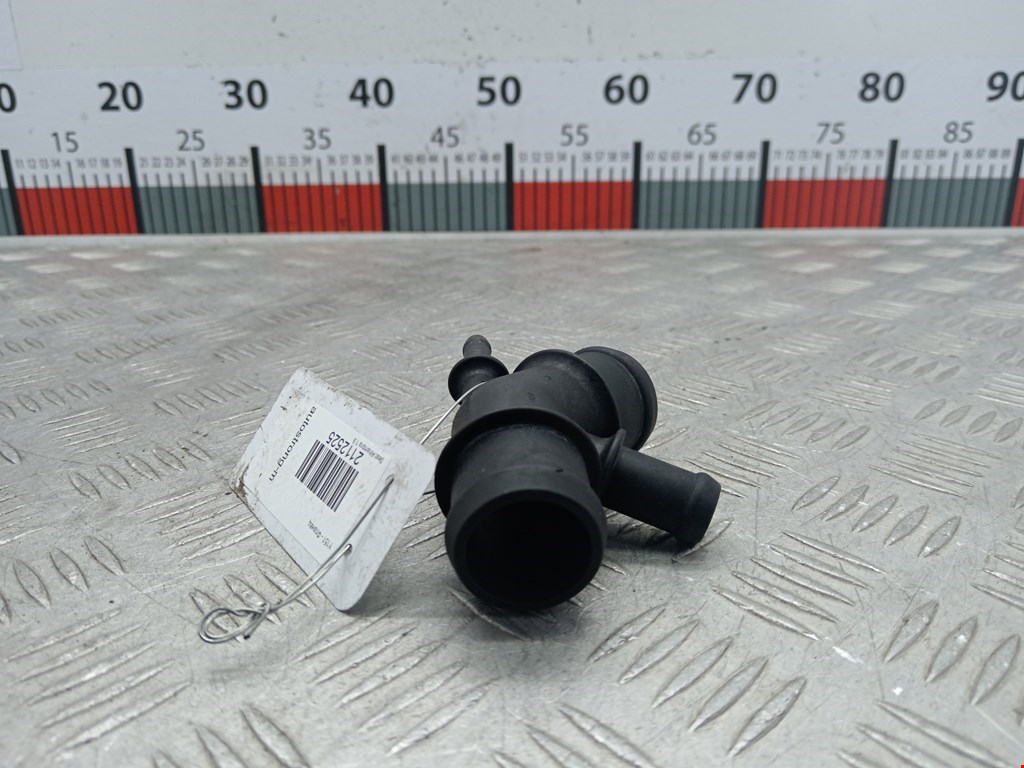 Тройник системы охлаждения SEAT Alhambra 1996-2010