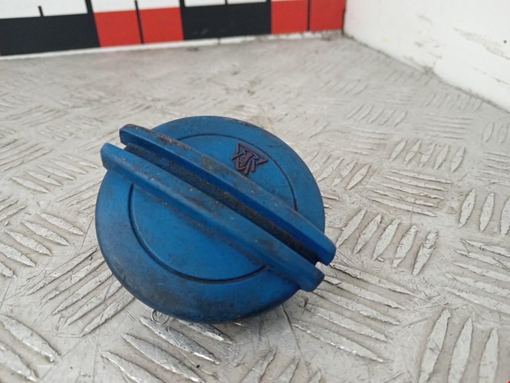 Крышка расширительного бачка VOLKSWAGEN Passat CC 2008-2017