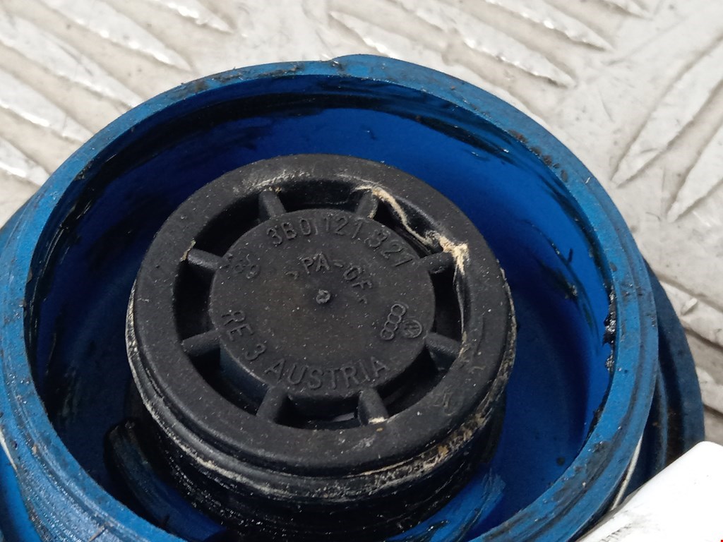 Крышка расширительного бачка VOLKSWAGEN Passat CC 2008-2017