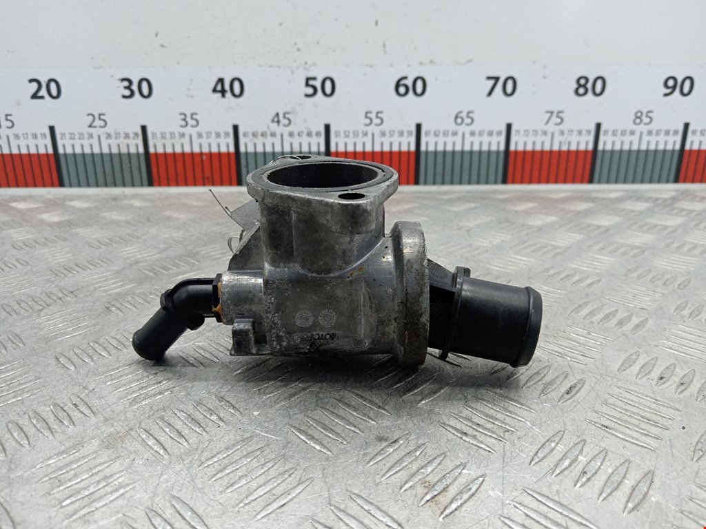 Корпус термостата OPEL Astra H/Family 2004-2015