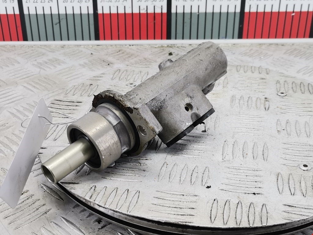 Цилиндр тормозной главный VOLKSWAGEN Golf IV 1997-2003