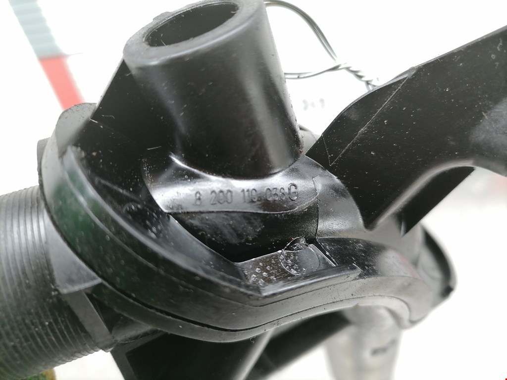 Патрубок RENAULT Megane II 2002-2009