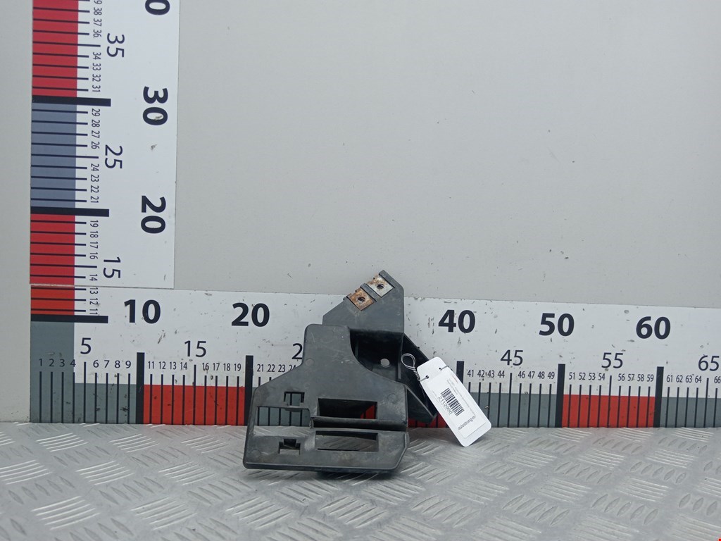 Кронштейн переднего бампера правый LAND ROVER Range Rover 2002-2012