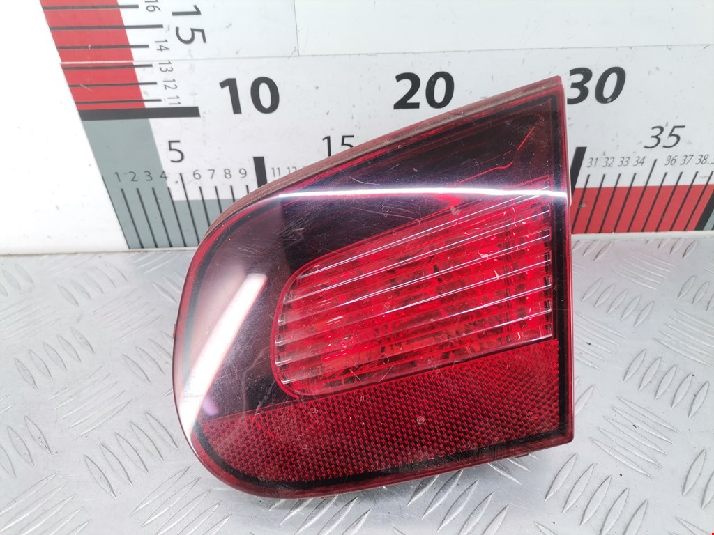 Фонарь задний внутренний правый VOLKSWAGEN Eos 2006-2015