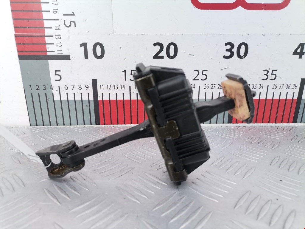 Ограничитель открывания двери LAND ROVER Range Rover 2002-2012