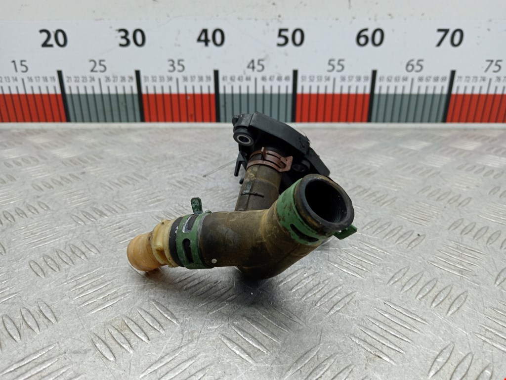 Тройник системы охлаждения RENAULT Logan 2005-2014