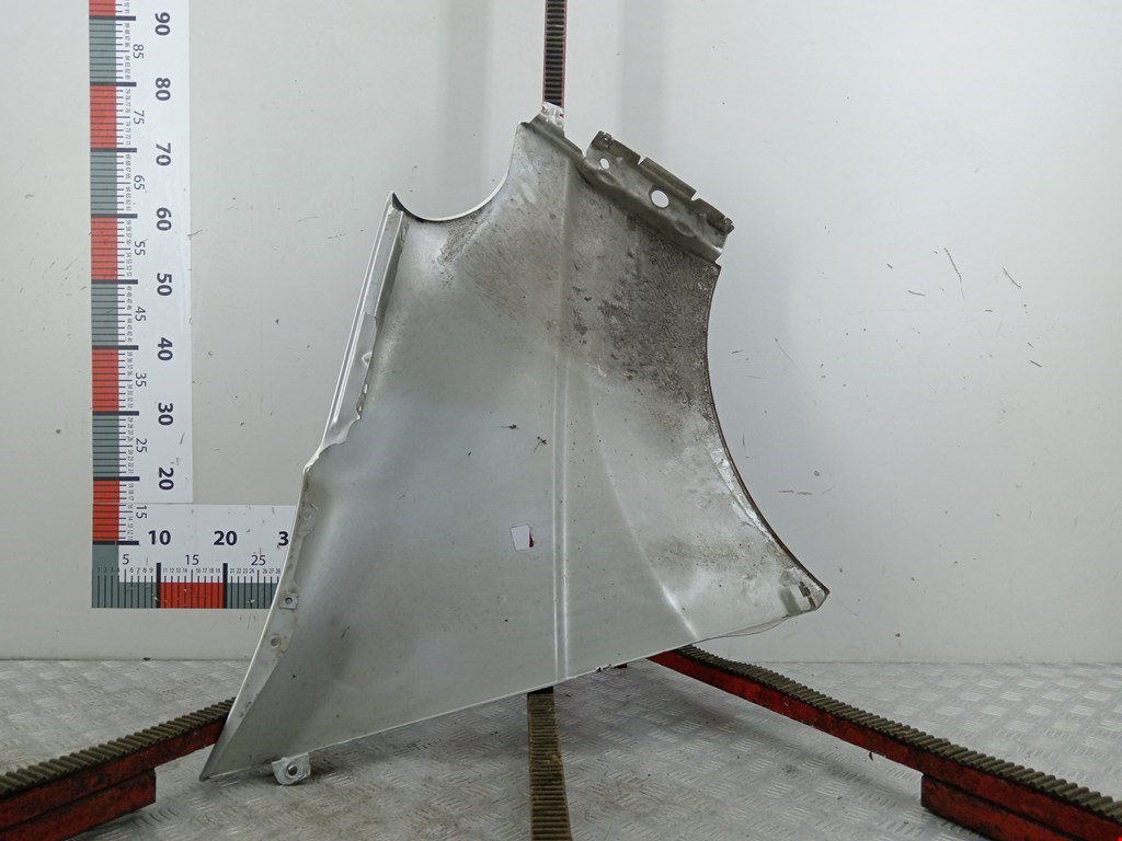 Крыло переднее левое OPEL Vivaro A 2001-2014