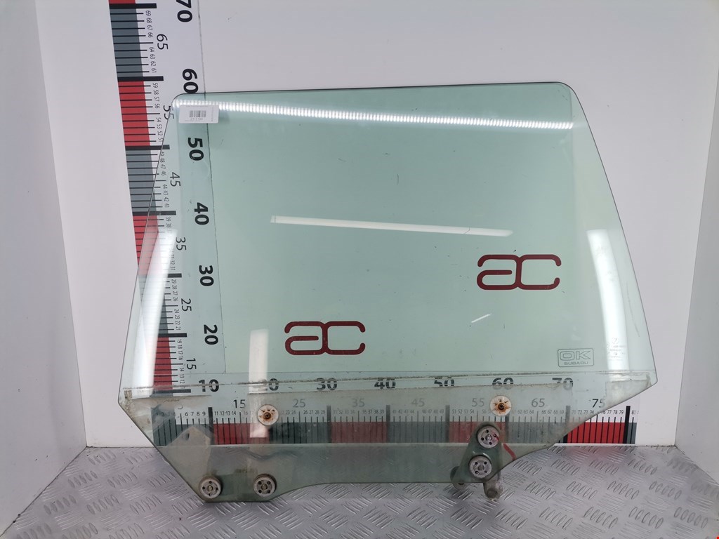 Стекло двери заднее левое SUBARU Forester I 1997-2002