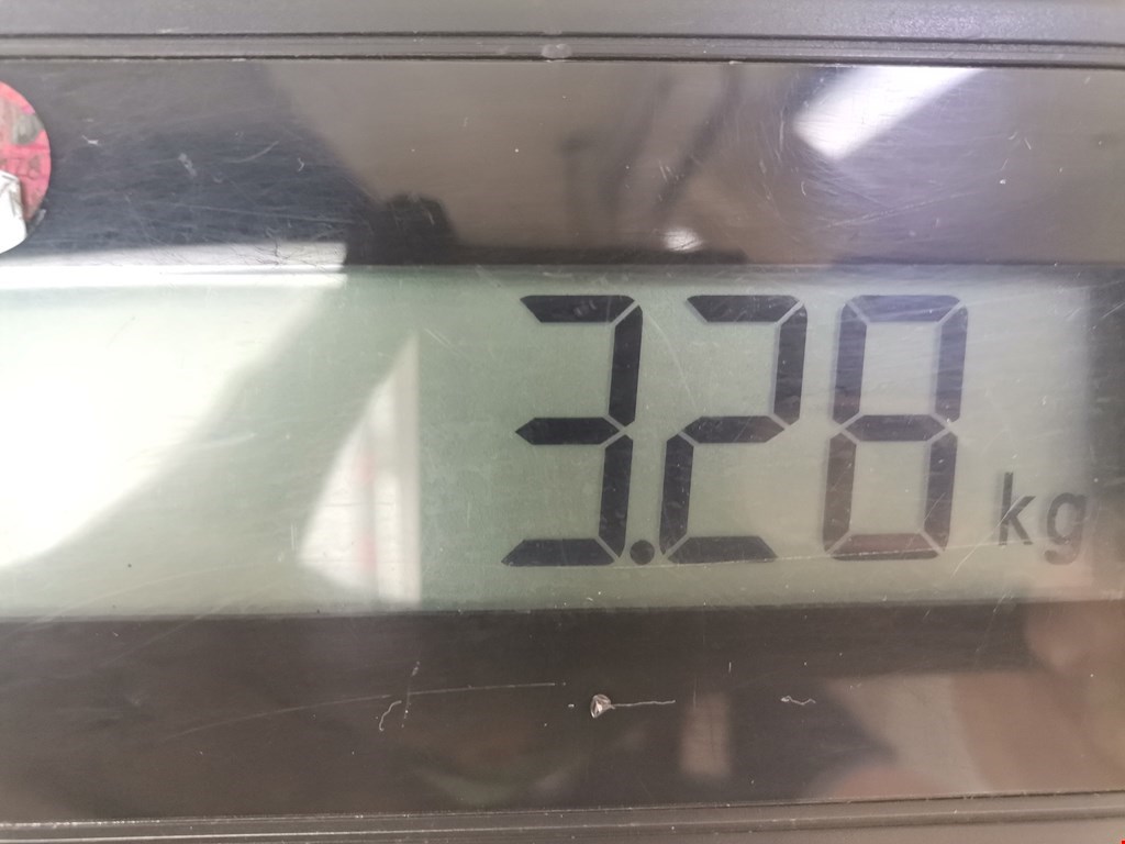 Стекло двери заднее правое KIA Carens 1999-2002