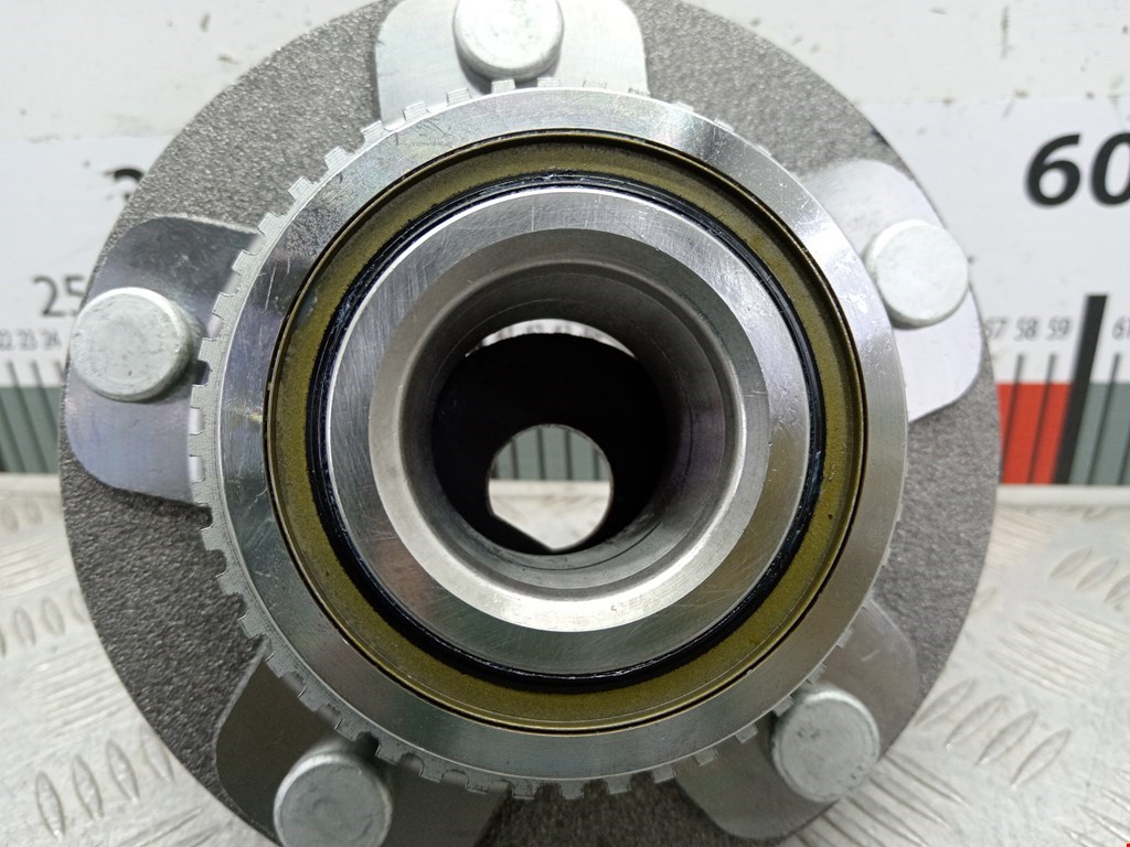 Ступица задняя левая/правая FORD Transit 2006-2014