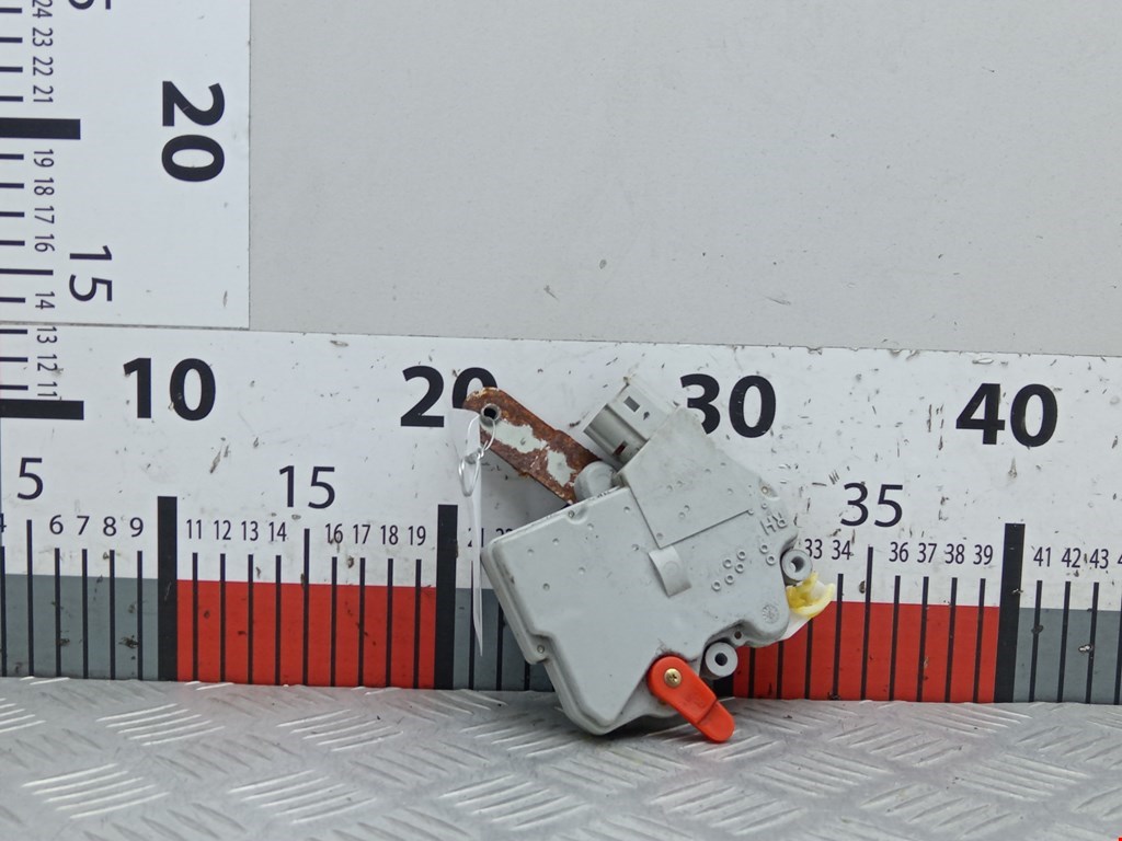 Активатор замка двери SUBARU Forester II 2002-2008