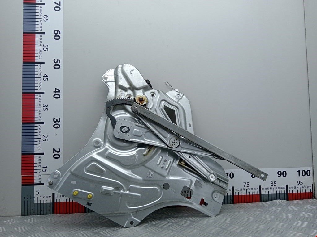 Стеклоподъемник передний правый HYUNDAI ix35 2010-2015