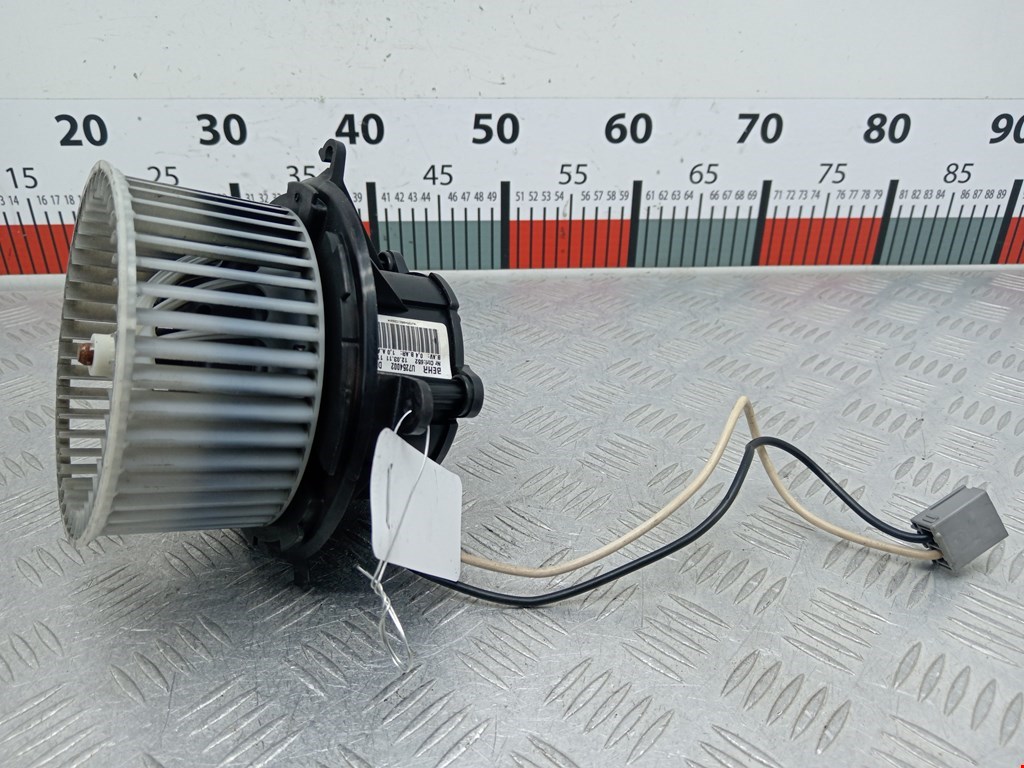 Моторчик (мотор) отопителя салона OPEL Astra J 2009-2017