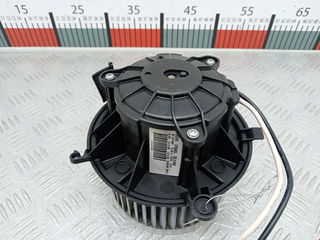 Моторчик (мотор) отопителя салона OPEL Astra J 2009-2017