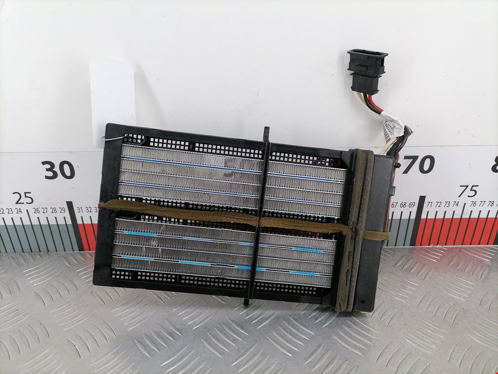 Отопитель салона дополнительный (трубчатый электронагреватель ТЭН) Audi A5 8T (2007-2016)