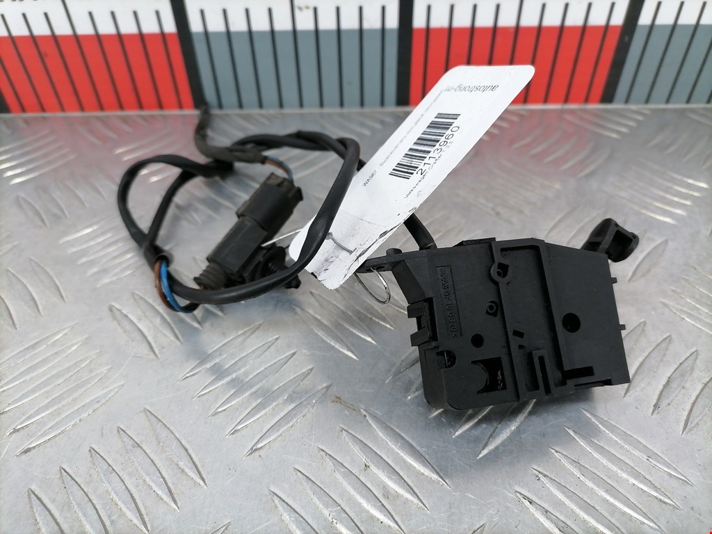 Выключатель концевой (концевик) VOLKSWAGEN Crafter 2006-2016