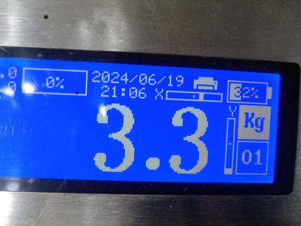 Стекло двери переднее правое VOLKSWAGEN Golf VI 2009-2012