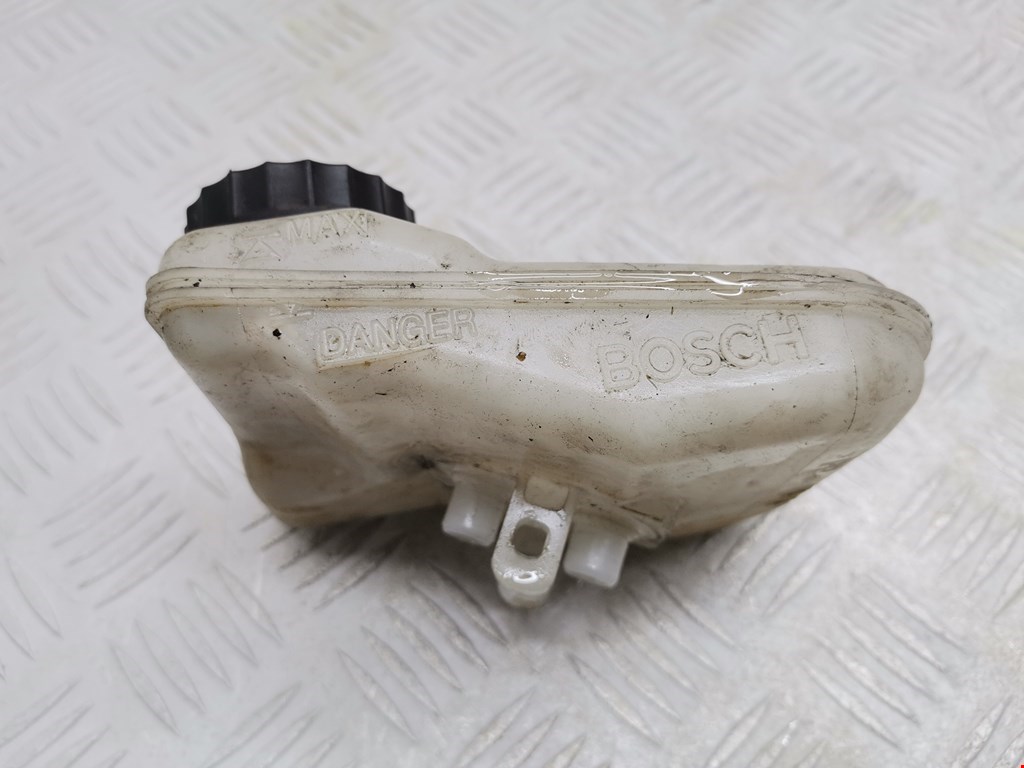 Бачок главного тормозного цилиндра PEUGEOT Partner 1996-2009