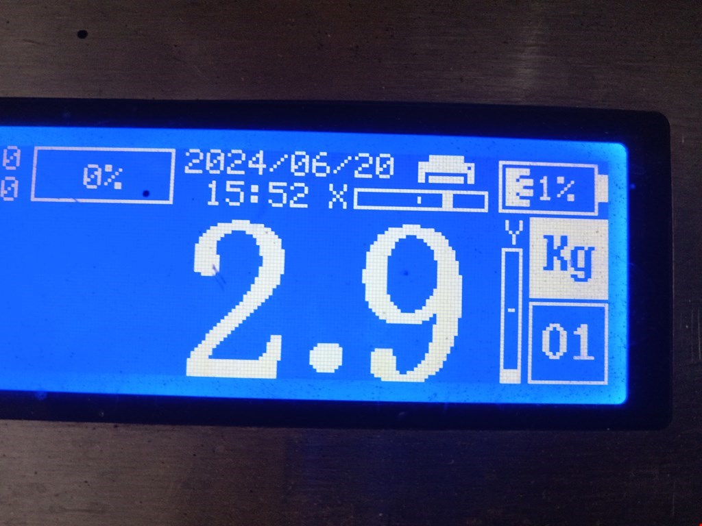 Стекло двери переднее правое TOYOTA Prius III XW30 2009-2015