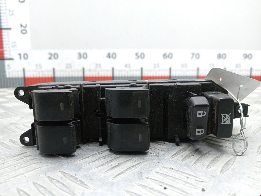 Блок управления стеклоподъемниками TOYOTA Prius III XW30 2009-2015