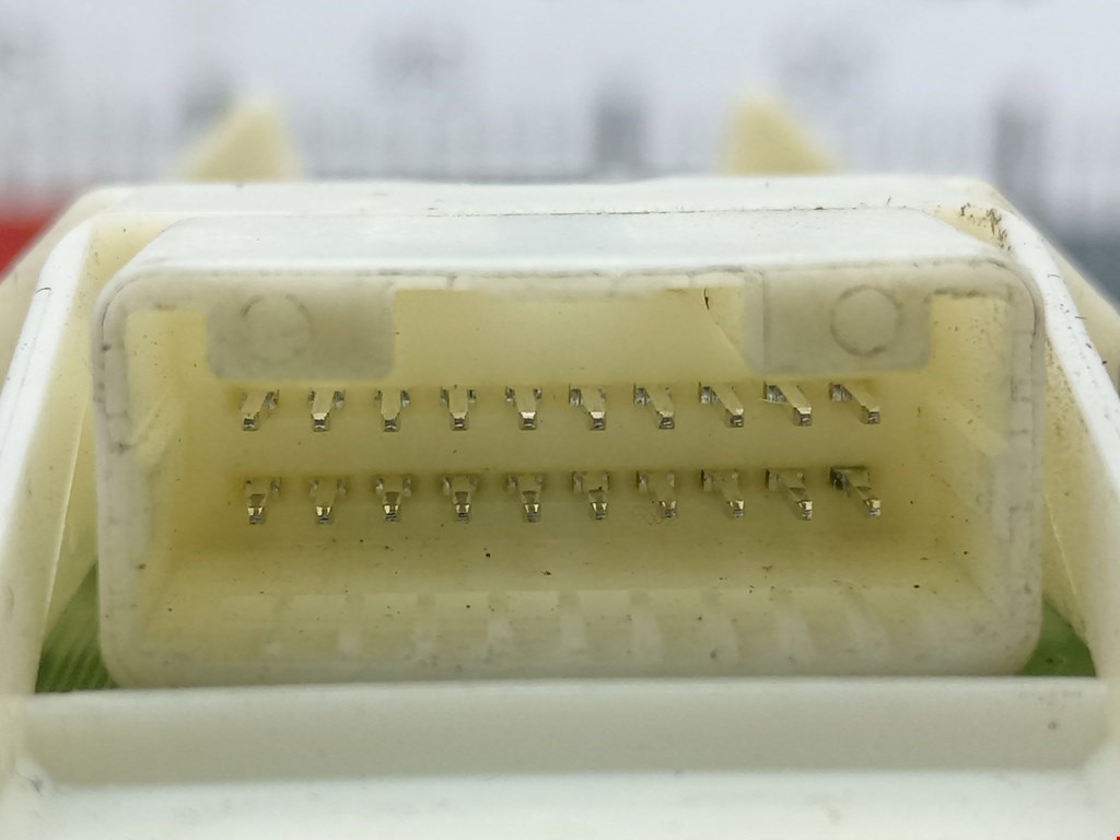 Блок управления стеклоподъемниками TOYOTA Prius III XW30 2009-2015