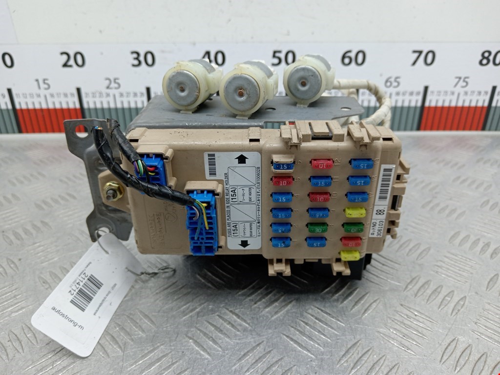Блок предохранителей Subaru Forester 2 (SG) (2002-2008)