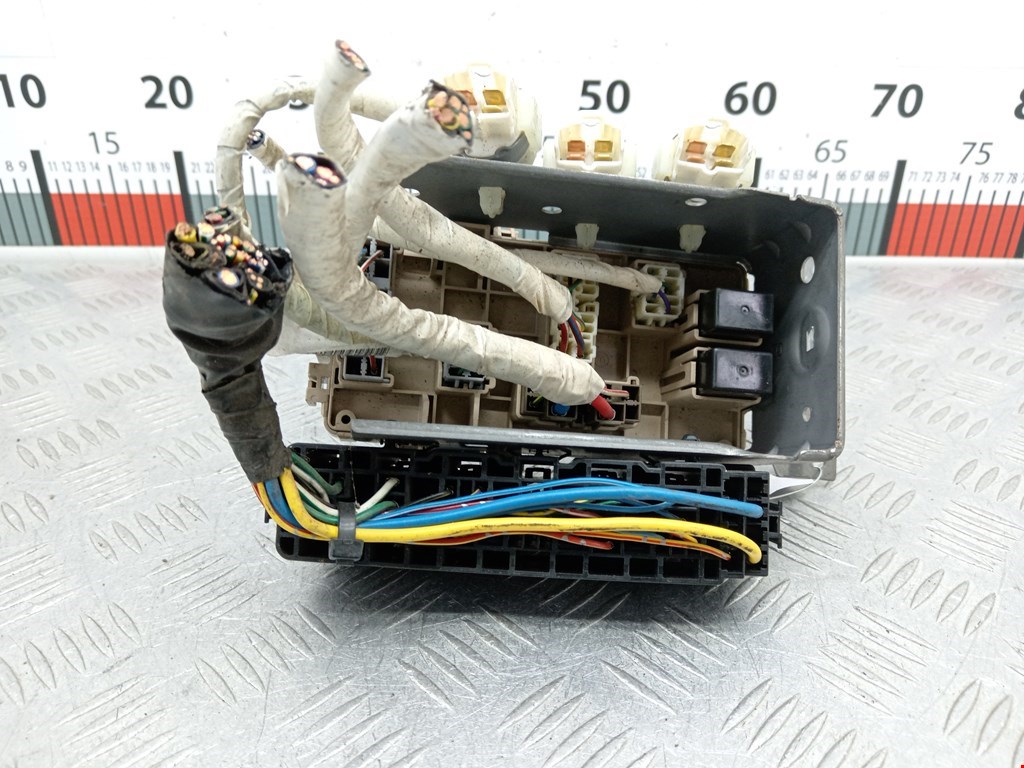 Датчик уровня в бачок омывателя SUBARU Forester II 2002-2008