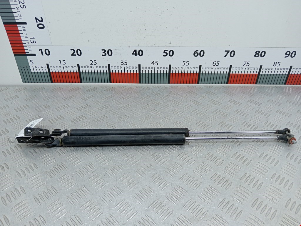 Амортизатор крышки (двери) багажника SUBARU Forester II 2002-2008