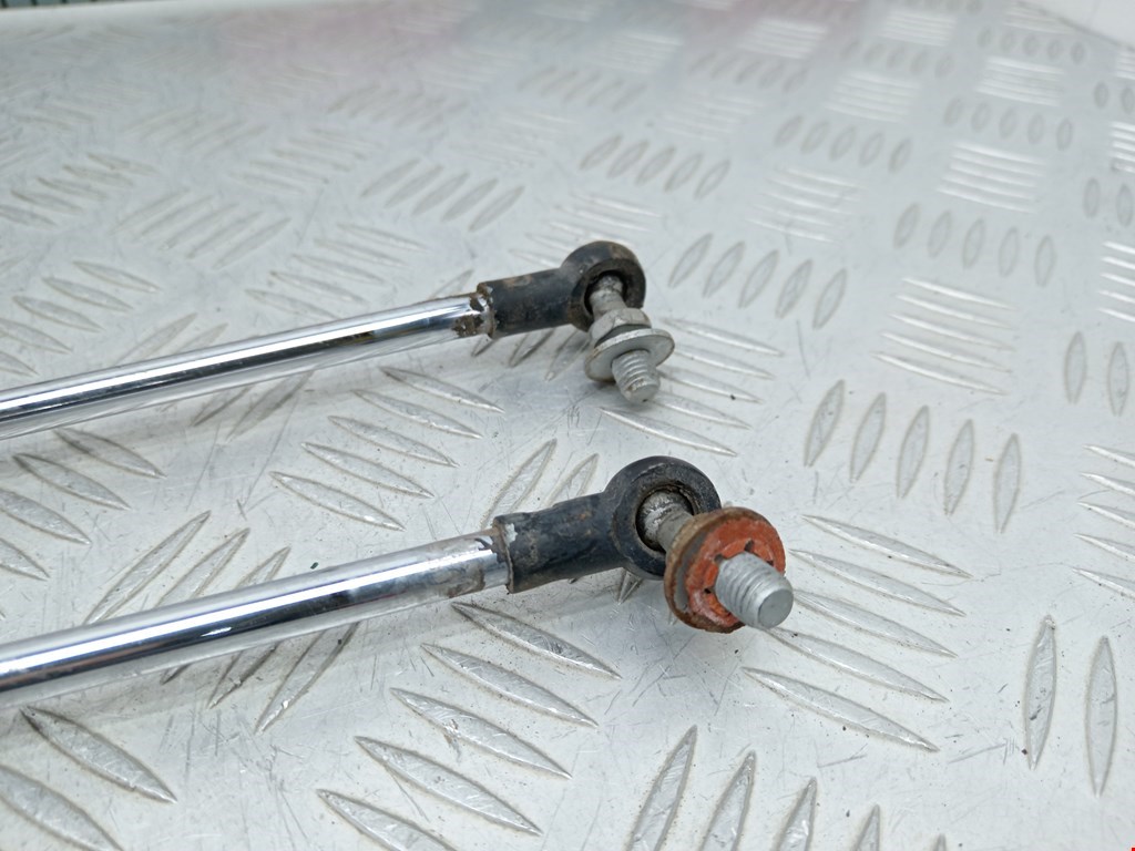 Амортизатор крышки (двери) багажника SUBARU Forester II 2002-2008