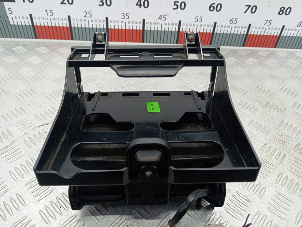 Подстаканник MERCEDES-BENZ Sprinter 906 2006-2018