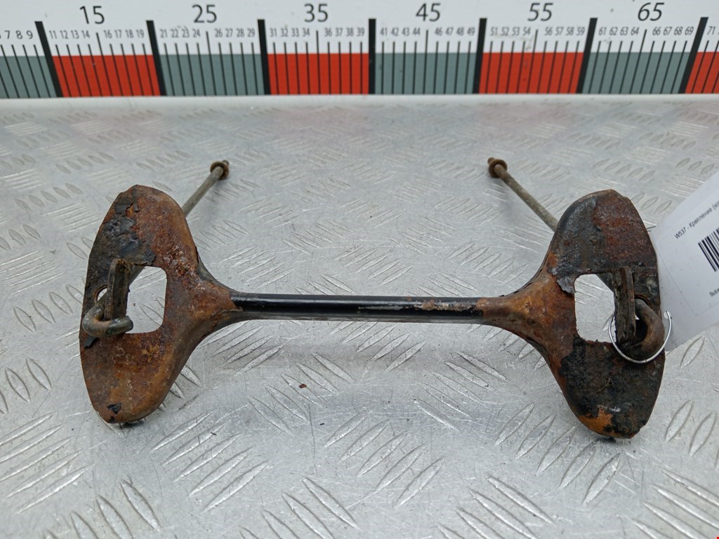 Крепление АКБ (корпус/подставка) SUBARU Forester II 2002-2008