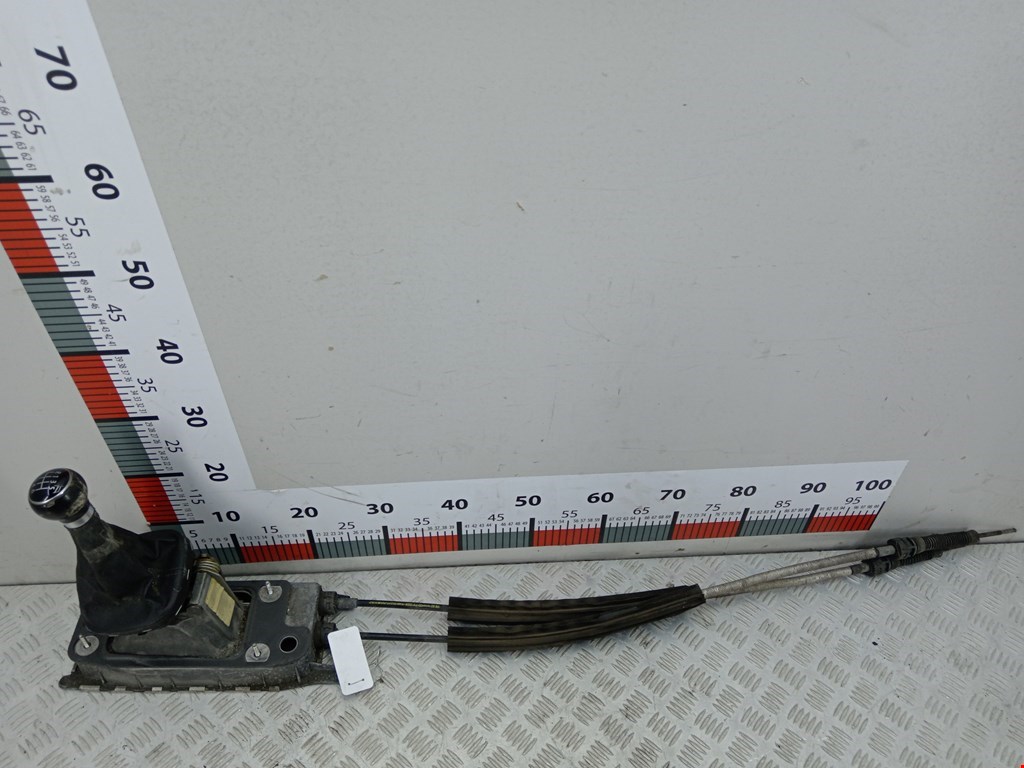 Кулиса (селектор) АКПП/МКПП в салоне VOLKSWAGEN Touran 2003-2010