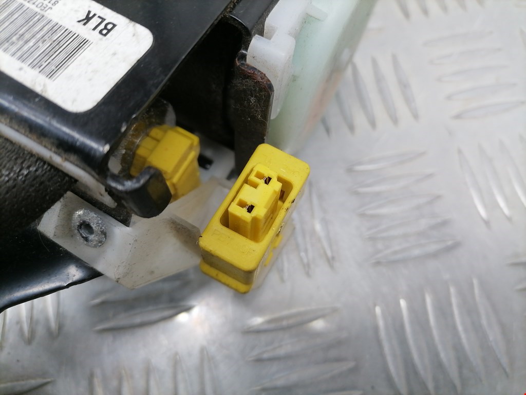 Ремень безопасности передний правый HONDA CR-V II 2002-2007