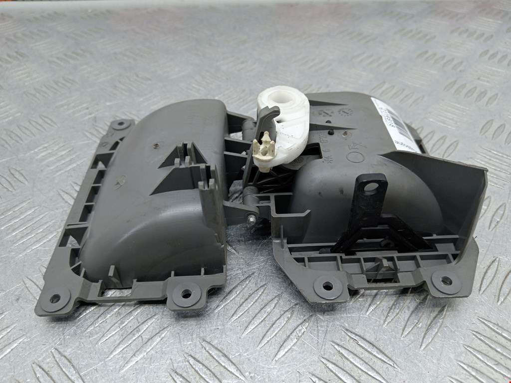 Ручка дверная задняя внутренняя правая MERCEDES-BENZ Sprinter 906 2006-2018